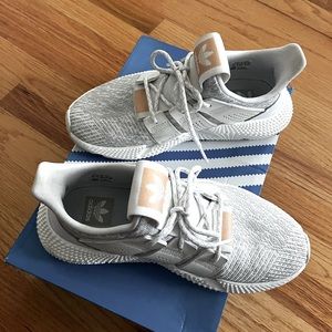 Adidas originals Prophere Trainers in White